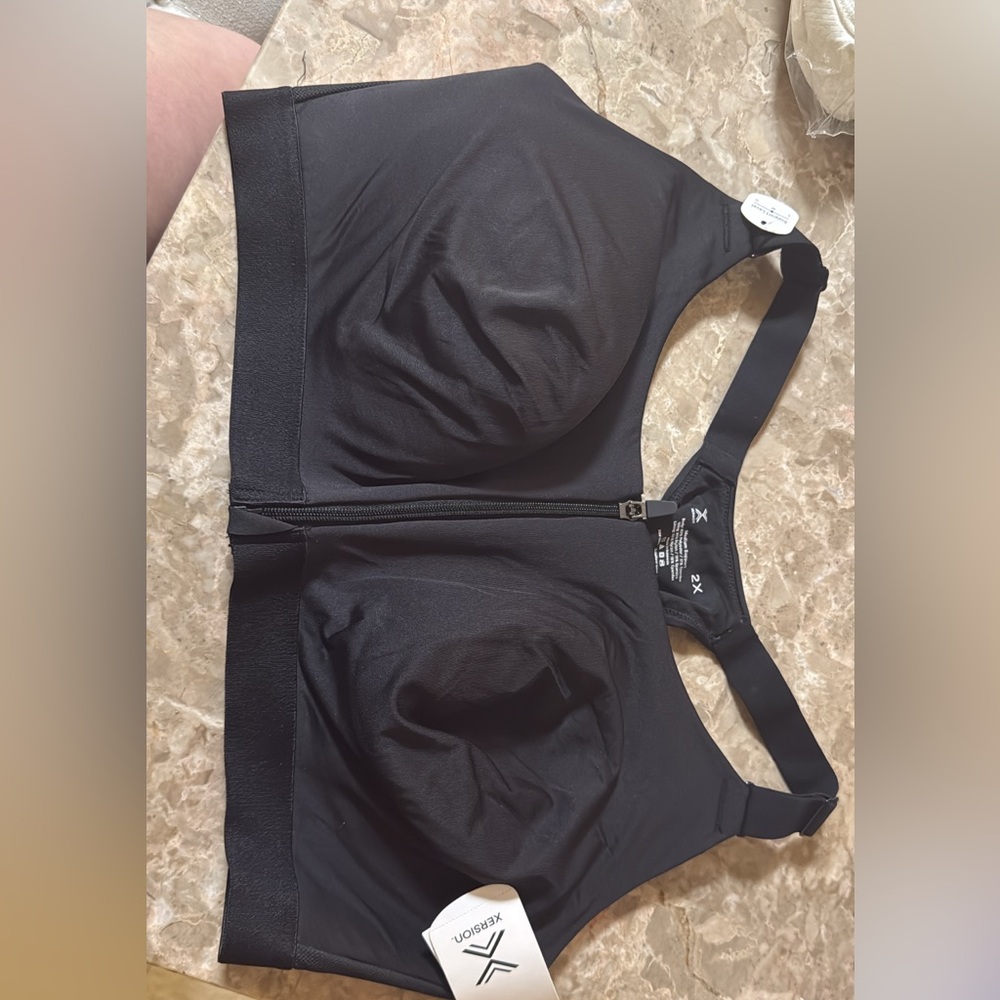 Black Zip-Front Sports Bra